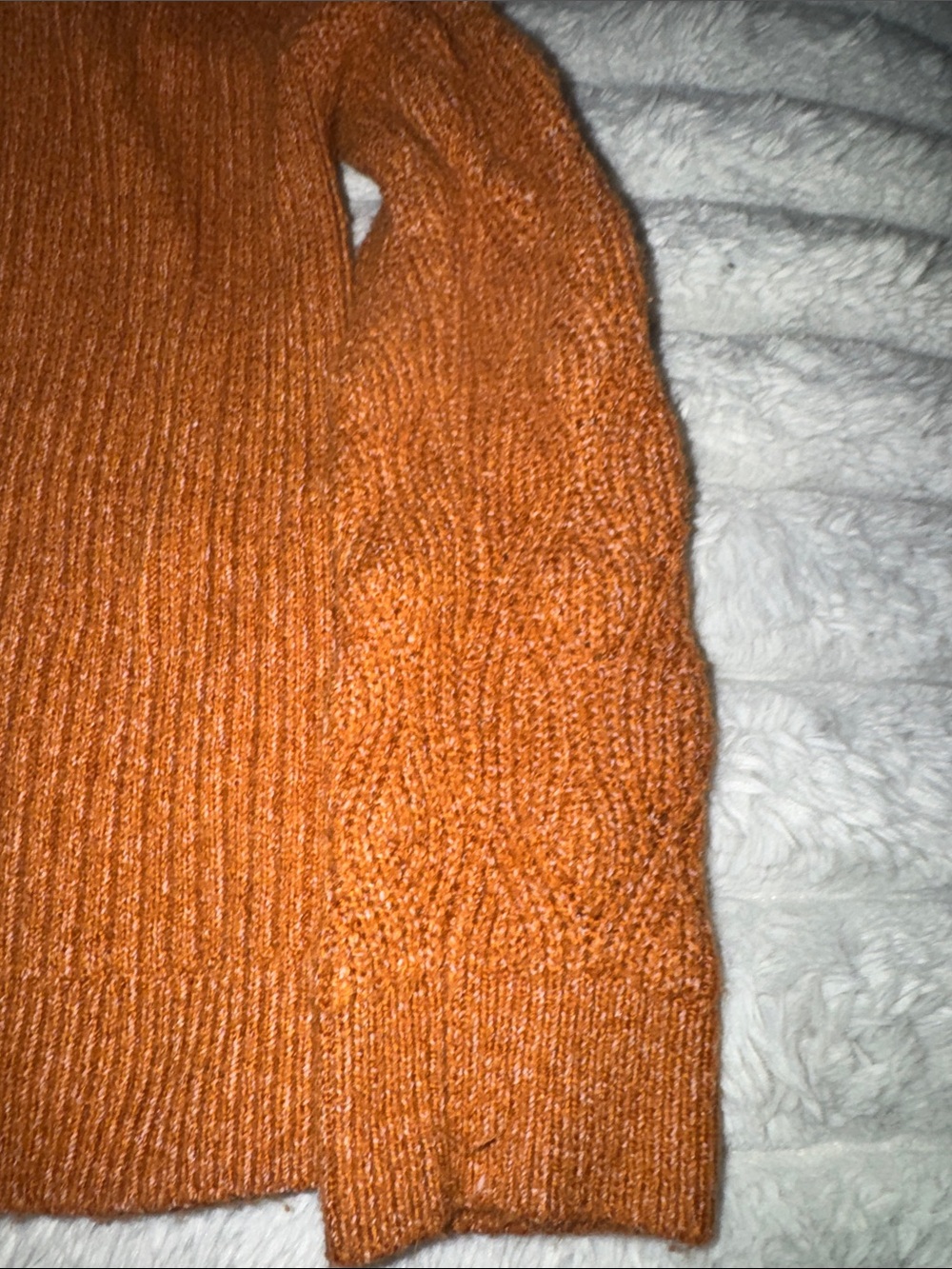 Amazon Essentials Rust Ruffled Cable-Knit Sweater - Picture 4 of 5